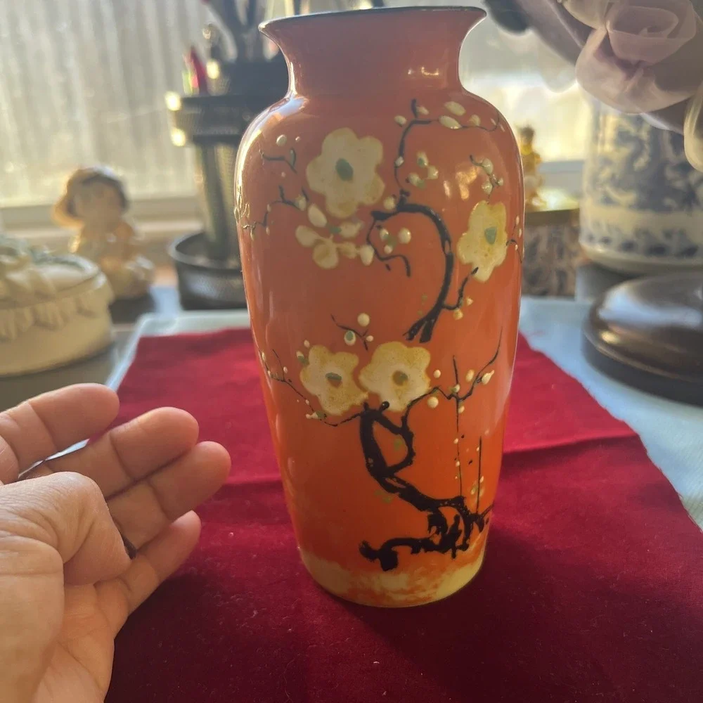 Vintage Asian Vase Pottery with White Blossoms Marked Made in Japan approx. 6